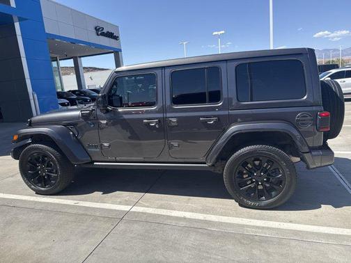 GRANITE CRYSTAL MET. 2021 Jeep Wrangler Unlimited 4xe Sahara High Altitude