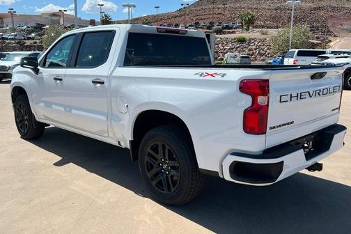 Summit White 2026 Chevrolet Silverado 1500 Custom