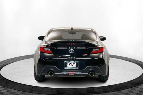 2024 Toyota GR86 Premium