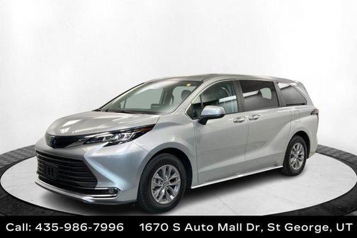 2023 Toyota Sienna XLE 7 Passenger