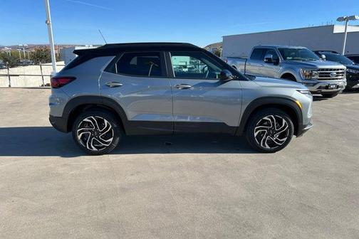 Sterling Gray Metallic 2026 Chevrolet Trailblazer RS