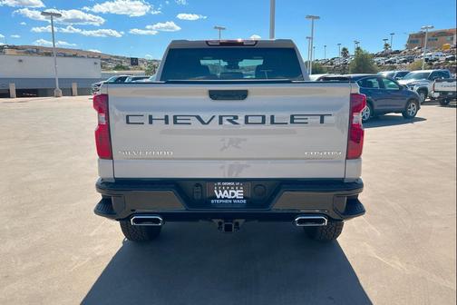White Sands 2026 Chevrolet Silverado 1500 Custom Trail Boss