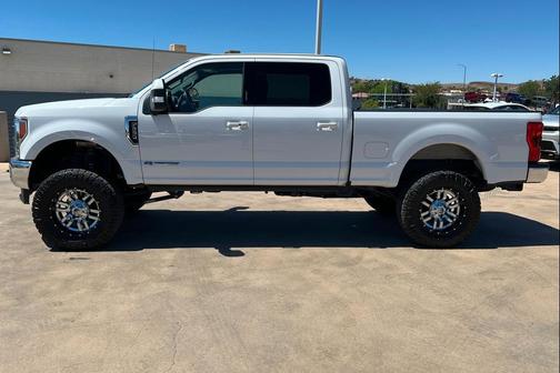 OXFORD WHITE 2018 Ford F-250 Lariat