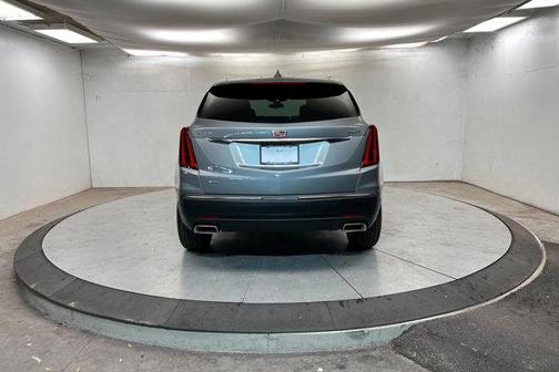 Argent Silver Metallic 2026 Cadillac XT5 Luxury