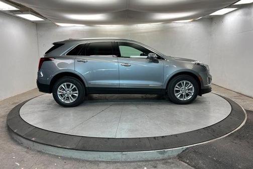 Argent Silver Metallic 2026 Cadillac XT5 Luxury