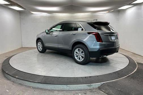 Argent Silver Metallic 2026 Cadillac XT5 Luxury