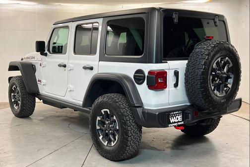 Bright White Clearcoat 2026 Jeep Wrangler Rubicon
