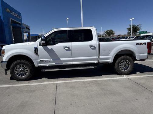 Oxford White 2022 Ford F-250 Lariat