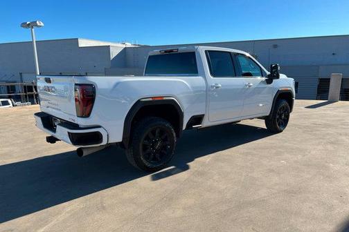 2025 GMC Sierra 2500 AT4