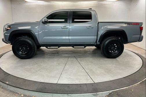 Cement 2021 Toyota Tacoma TRD Off Road