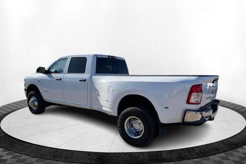 2020 RAM 3500 Tradesman Crew Cab 4x4 8' Box