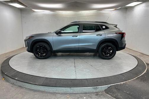 Sterling Gray Metallic 2026 Chevrolet Trax FWD ACTIV