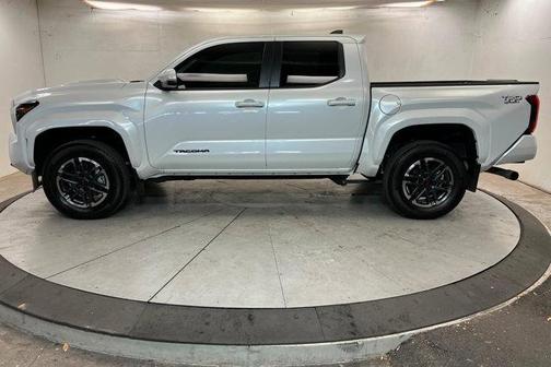 Wind Chill Pearl 2024 Toyota Tacoma TRD Sport