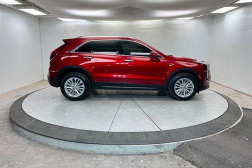 2024 Cadillac XT4 Luxury