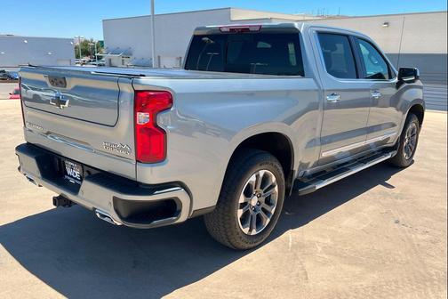 Sterling Gray Metallic 2024 Chevrolet Silverado 1500 High Country