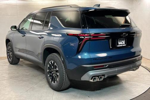 Lakeshore Blue Metallic 2026 Chevrolet Traverse AWD Z71