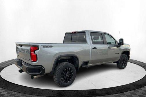 2026 Chevrolet Silverado 3500 LT