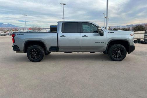 2025 Chevrolet Silverado 3500 LTZ