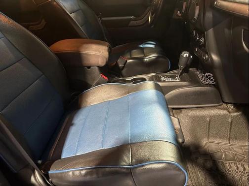 2012 Jeep Wrangler Unlimited Sport