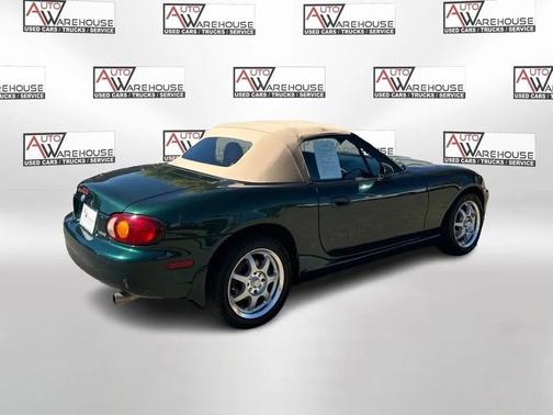 2000 Mazda MX-5 Miata LS