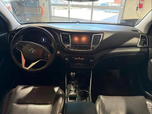 2018 Hyundai TUCSON SEL Plus