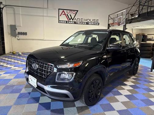 2020 Hyundai VENUE SE