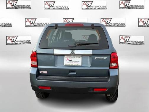 2011 Mazda Tribute i Sport