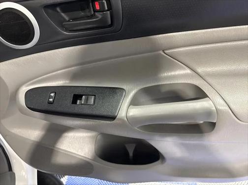 2015 Toyota Tacoma Base