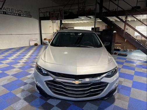 2021 Chevrolet Malibu FWD LT