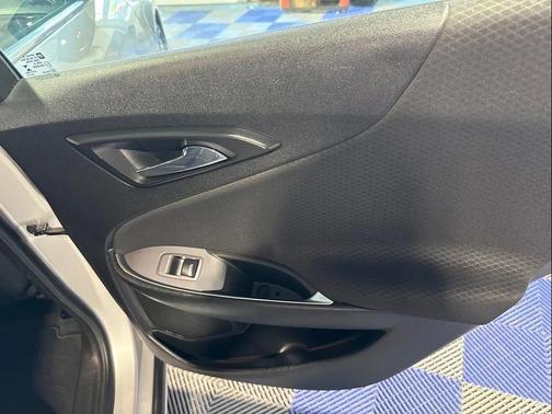 2021 Chevrolet Malibu FWD LT