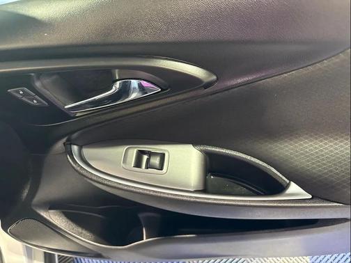 2021 Chevrolet Malibu FWD LT