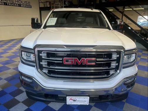 2017 GMC Sierra 1500 SLT