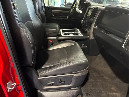 Flame Red Clearcoat 2017 RAM 1500 Night Crew Cab 4x4 5'7' Box