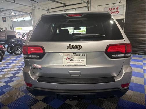 Billet Silver Metallic Clearcoat 2016 Jeep Grand Cherokee 75th Anniversary