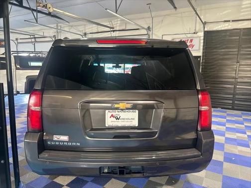 2017 Chevrolet Suburban LS