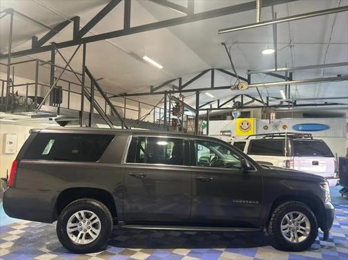 2017 Chevrolet Suburban LS