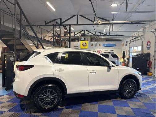 2018 Mazda CX-5 Sport