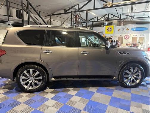 2015 INFINITI QX80 Base