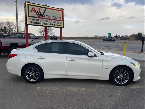 2017 INFINITI Q50 3.0t Signature Edition