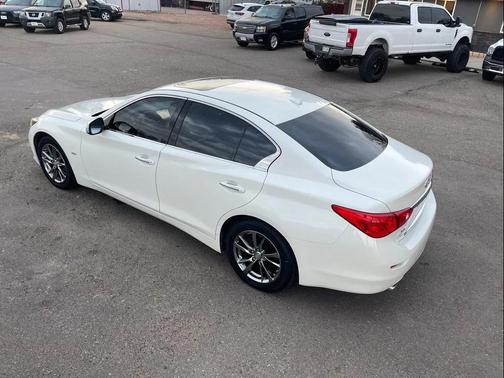 2017 INFINITI Q50 3.0t Signature Edition