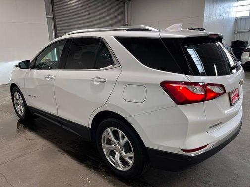 White 2021 Chevrolet Equinox Premier