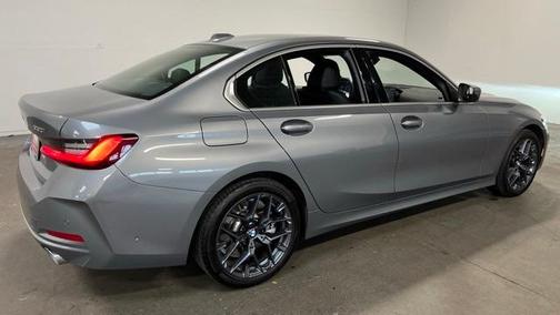 2025 BMW 330 i