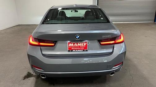 2025 BMW 330 i