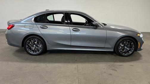 2025 BMW 330 i