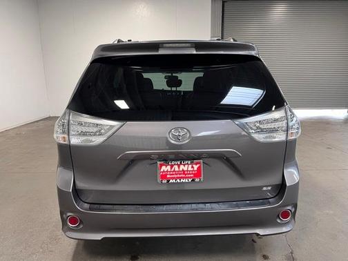 2015 Toyota Sienna SE