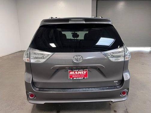 2015 Toyota Sienna SE
