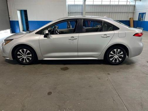 Silver 2022 Toyota Corolla Hybrid LE