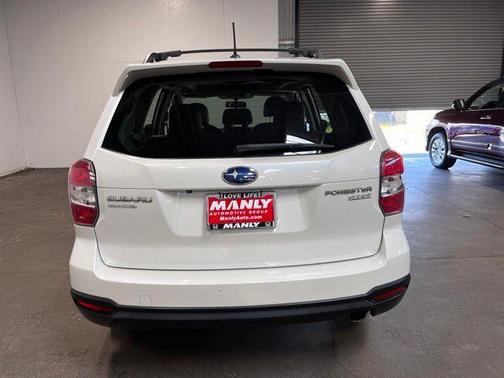 Satin White Pearl 2015 Subaru Forester 2.5i Touring