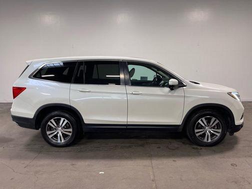 2018 Honda Pilot EX-L w/ Navigation