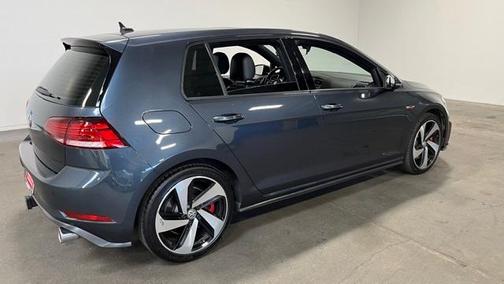 2018 Volkswagen Golf GTI 2.0T SE 4-Door
